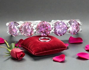 2.10Ct Pink Diamonds Solitaires Band Ring