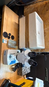 Fowler stereo zoom microscope