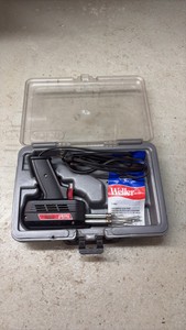 WELLER soldering gun kit 8200pks w tips 7135W