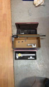 DIGITAL caliper dial caliper t-handle and rods in case
