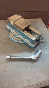 MACHINIST vise