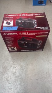 HUSKY 8 in 1 portable jumpstart