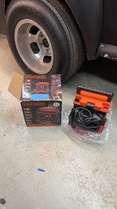 Black & Decker 375 AMP jump-starter with compressor