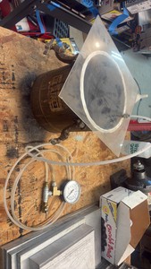 BINKS pressure painting pot