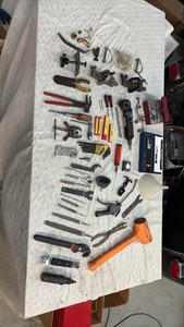 BRIX Refractometer and hand tools