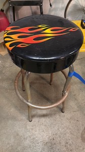 SWIVEL counter stool