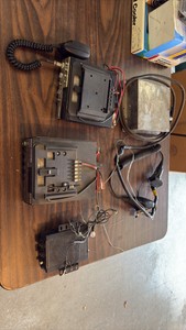 PYRAMID Car audio booste (2) Vintage Cobra CB (1) Ford CB