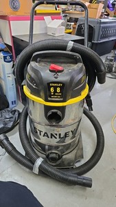 Stanley 6hp 8 Gallon Wet Dry Vac