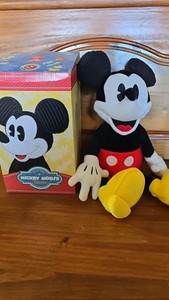 NIB Mickey Mouse Scentsy