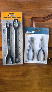NEW Huxley Universal Wrench Set & Anvil Pliers Set