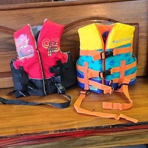 Youth Life Jackets Body Glove and Cars