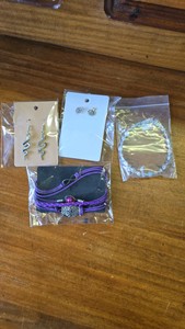2 Pair Earrings, choker, Braclet