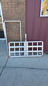 hitch-mounted aluminum cargo carrier