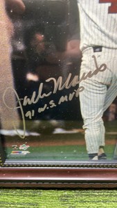 Jack Morris Autographed Photo in Nice Frame with Inscription 91 W.S. MVP of  the Minnesota Twins with Trading Card