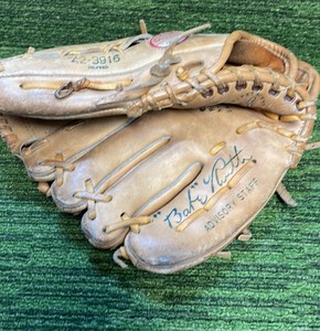 Spalding Babe Ruth Baseball Glove for a Left Handed