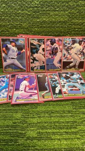 1984 Donruss Mixed Lot of OVERSIZED cards, 25 in total