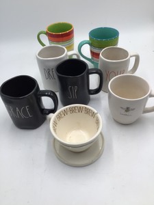 coffee cups