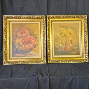 2 Vintage oil on canvas Floral Pictures