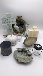 Assorted Home Decoration