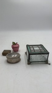Vintage jewelry holders