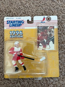 Starting Lineup 1996 Edition Sergei Federov Sealed With Hockey Card