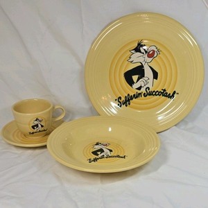 Vintage 1994 Fiesta Looney Tunes Sylvester Sufferin Succotash Yellow Set
