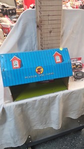 Meadow Lane Farm Tin Lith Barn and Die Cast Toy
