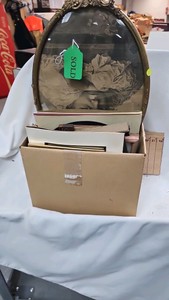 Assorted Picture and Record Lot