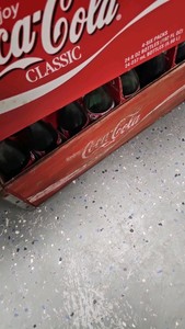 Coca Cola Wood Crate, Bottles, 99 Holiday Classic Carrier
