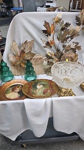 Wall Hangers, Vintage Dcor, misc