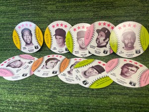 1976 ISALY S Trading Baseball cards Lot  (12 cards Total)