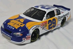 Dale Earnhardt Sr. America Online Goodwrench Monte Carlo  Blue and Gold Diecast Replica