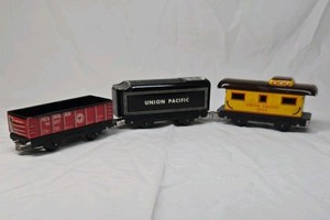 Vintage Union Pacific Tin Toy Train Set