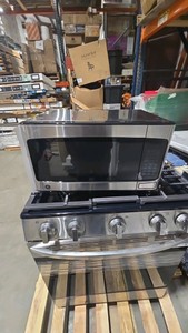 GE 1.1 Cu. Ft. Capacity Countertop Microwave Oven