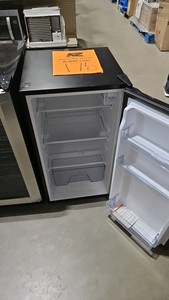 3.2 CF Mini Fridge in Stainless Steel