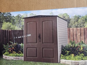 Rubbermaid Big Max 6 ft. 3 in. x 4 ft. 8 in. Resin Storage Shed