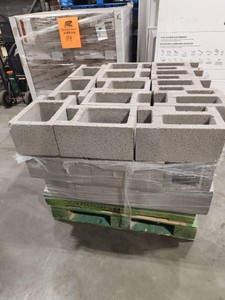 Pallet of 16 foundation block. Appox 35