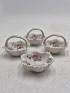 Vintage Porcelain Miniature Flower Baskets  Made in Japan Set