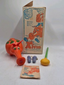Vintage Kenner Alvin the Aardvark Toy  Discovery Time Push & Pull Action