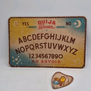 Vintage Ouija Queen Talking Board  American Novelty Co. Omaha Design