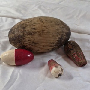 Vintage Wooden Fishing Floats and Bobbers  Painted and Natural