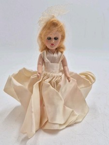 Vintage  Bride Doll  Ivory Full Skirt Gown