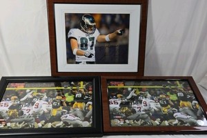 Framed Signed NFL Photos  Brent Celek Eagles 87 and Lawrence Tynes Giants Kick