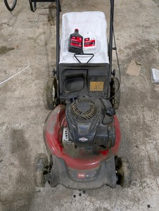 Toro 21 Gas Lawn Mower w Bagger  Briggs & Stratton 140cc GTS Engine  Runs Great  Oil Included