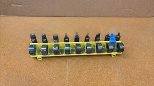 SCOTCHMAN punch set
