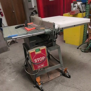 DELTA 10 contractors saw