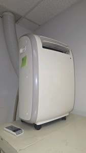 FRIGIDAIRE 5,000 BTU Portable Room Air Conditioner