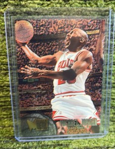1995 Fleer Metal #13 Michael Jordan Chicago Bulls