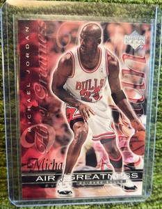 1990-91 NBA Hoops - Art Card Team Checklist #358 Michael Jordan