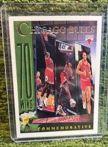 1996-97 Topps Basketball #72 Chicago Bulls 72 Wins Commemorative Michael Jordan